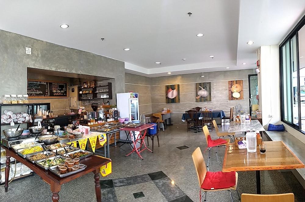 Komol Residence Bangkok Eksteriør bilde